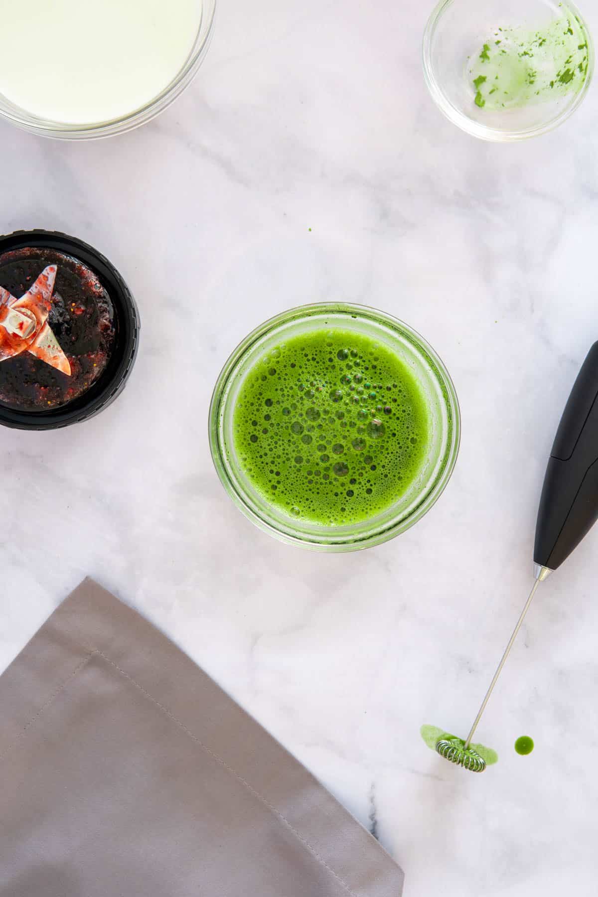 How To Make Strawberry Matcha Latte Salt Spoon How To Make Strawberry Matcha Latte Salt Spoon
