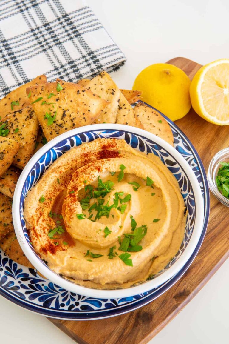Hummus Recipe Without Garlic Salt & Spoon