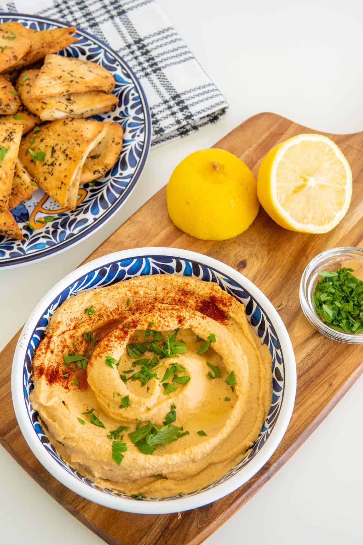 Hummus Recipe Without Garlic Salt & Spoon