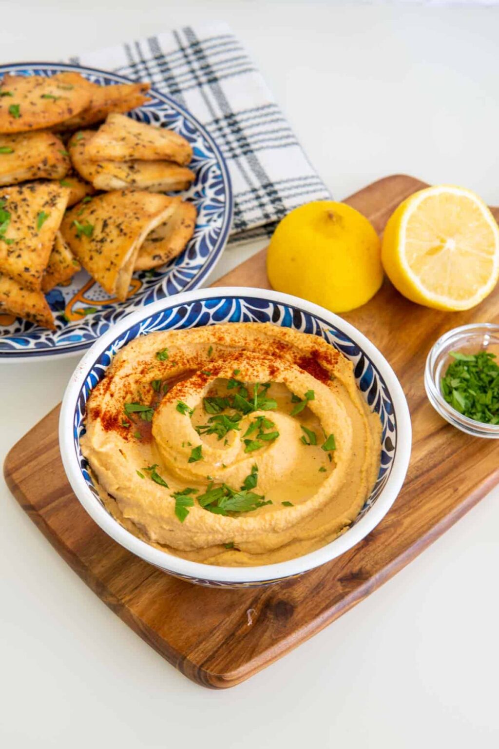 Hummus Recipe Without Garlic Salt & Spoon
