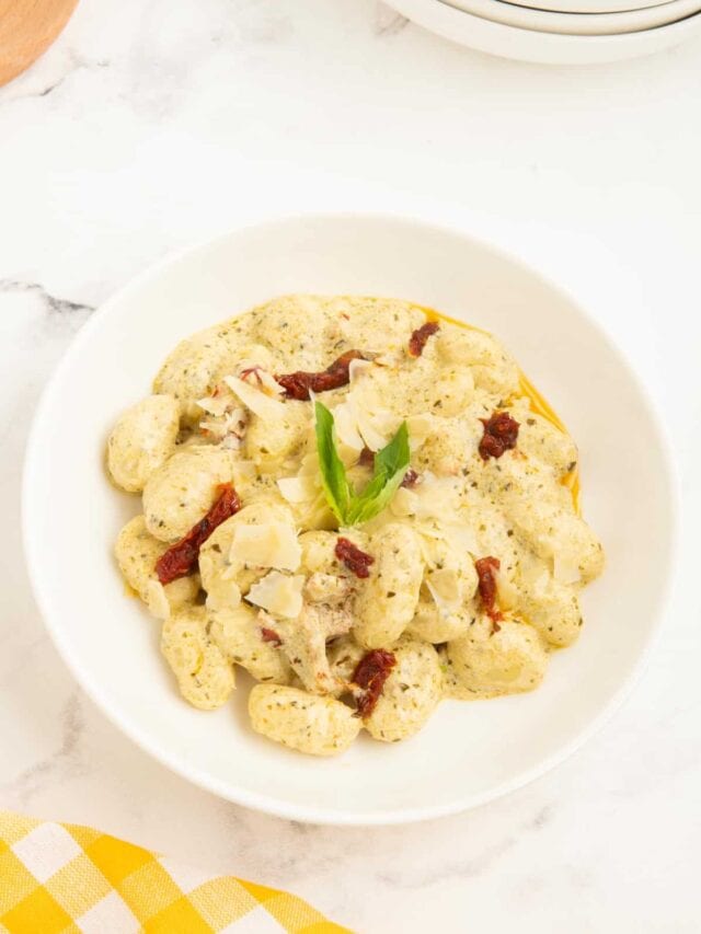 Best Pesto Gnocchi With Sun-Dried Tomatoes Story