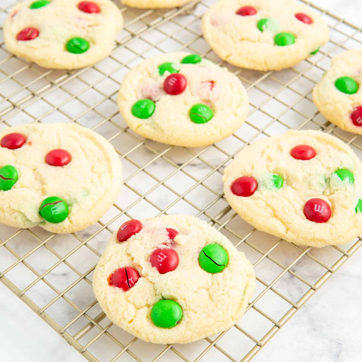 https://saltandspoon.co/wp-content/uploads/2022/12/4-ingredient-mm-christmas-cookies-07.jpg